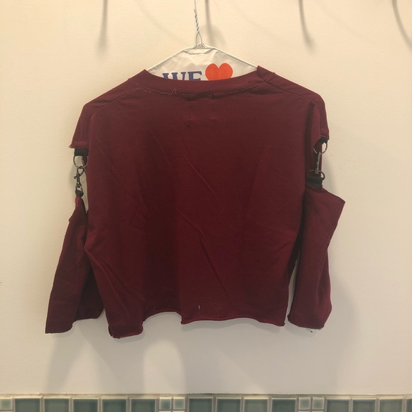 Handmade Burgundy Chain T-shirt - Picture 2 of 6